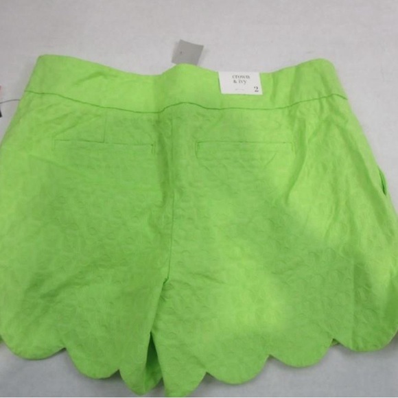 NWT Crown and Ivy yellow green shorts - Picture 2 of 5